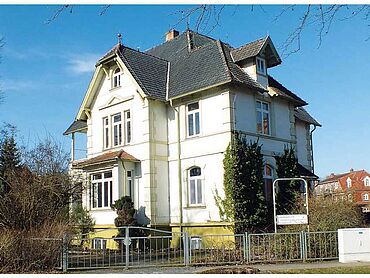 N22-02-022: Am Alten Forsthof 1a
							19288 Ludwigslust