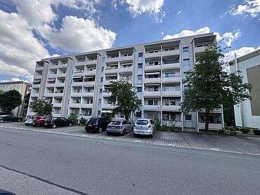 S26-03-042: Schulstraße 27
		08132 Mülsen 