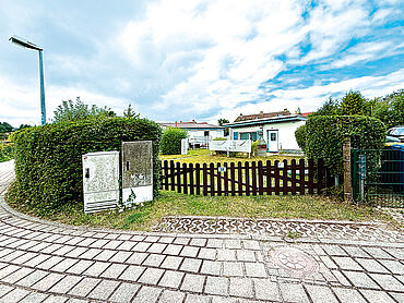 N26-04-005: Alte Gärtnerei 8
							18556 Dranske / Insel Rügen