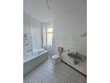 S26-02-060: Altgeringswalder Str. 1
							09326  Geringswalde