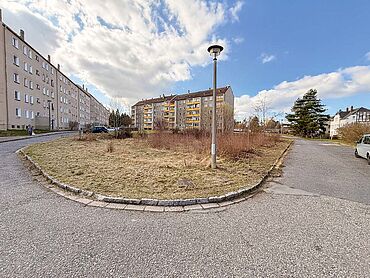 S26-02-083: Ettlinger Straße 8,9,10
							02708 Löbau