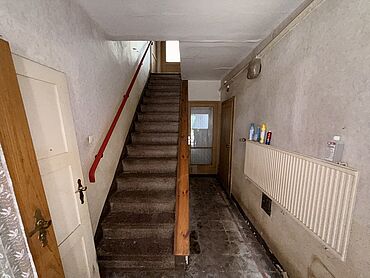 S26-04-045: Dorfstraße 54
							08289 Schneeberg