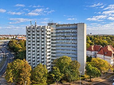 P26-04-003: Hubertusallee 6-8
		14193 Berlin