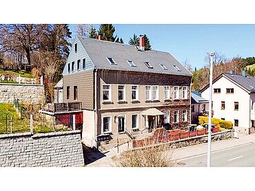 S26-02-098: Hauptstraße 6
							08304 Schönheide