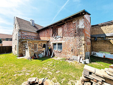 D26-03-028: Bretlebener Hauptstraße 114
							06577 An der Schmücke