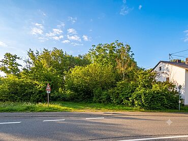 I26-22-004: Neben der Trierer Straße 92
		66265 Heusweiler