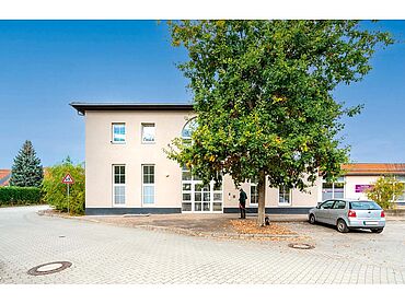 S26-04-013: Grünewaldring 1
							02977 Hoyerswerda