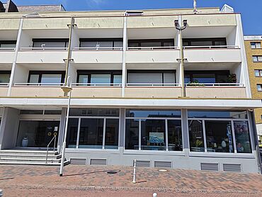 D26-03-012: Strandstraße 22-24
		25980 Sylt