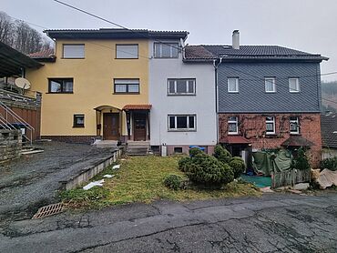 I26-17-005: Herrengäßchen 17
		96528 Schalkau
