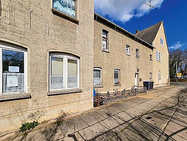 S26-02-017: Radegaster Str. 4
							06780 Zörbig