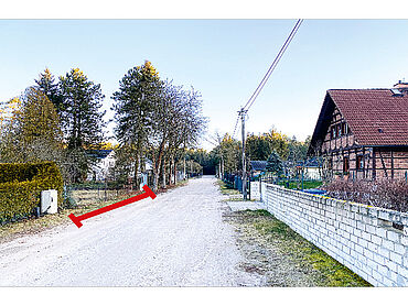 D20-01-003: Kirschenweg 13
							15754  Heidesee