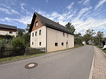 S26-04-045: Dorfstraße 54
		08289 Schneeberg