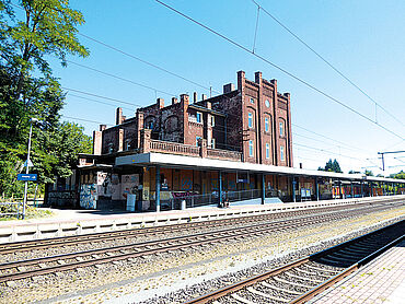 D26-03-038: Bahnhofstraße 17
							39307 Genthin