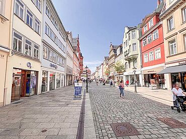 W26-03-014: Spitalgasse 13
							96450  Coburg 