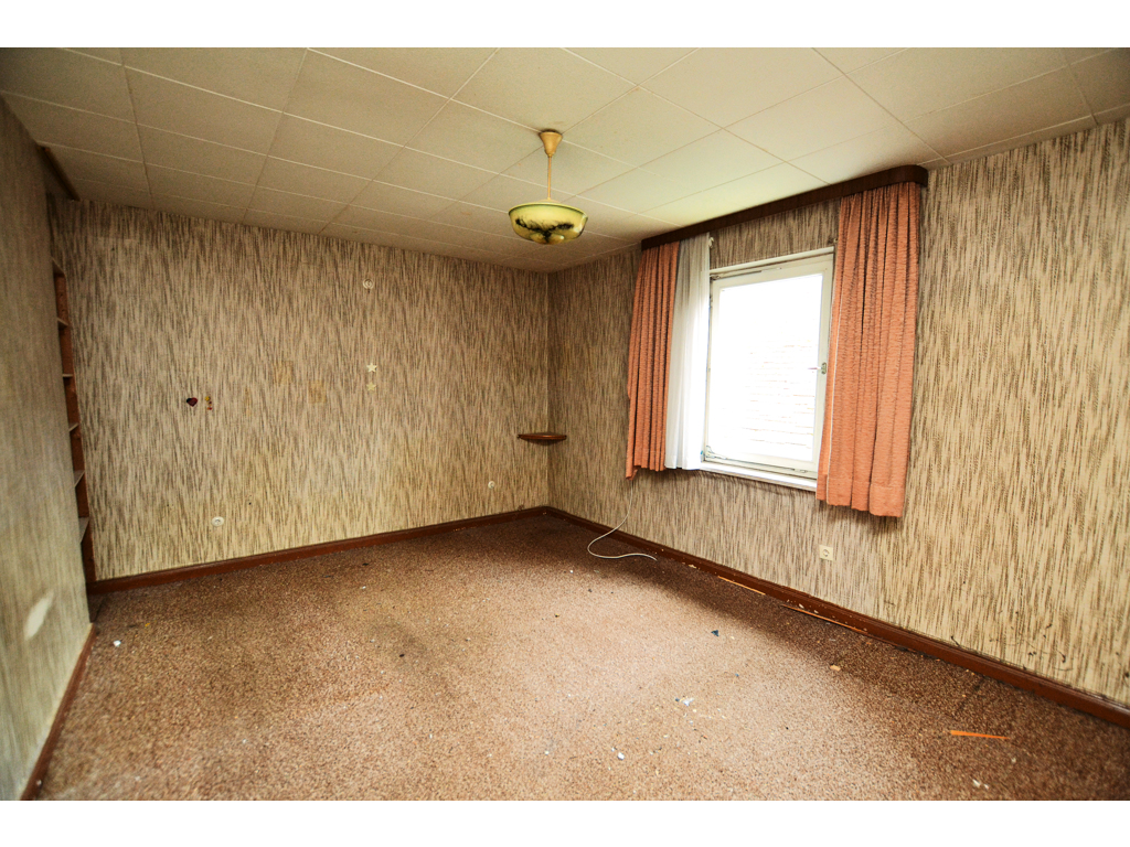 Mehrfamilienhaus in Eschershausen , Foto 6